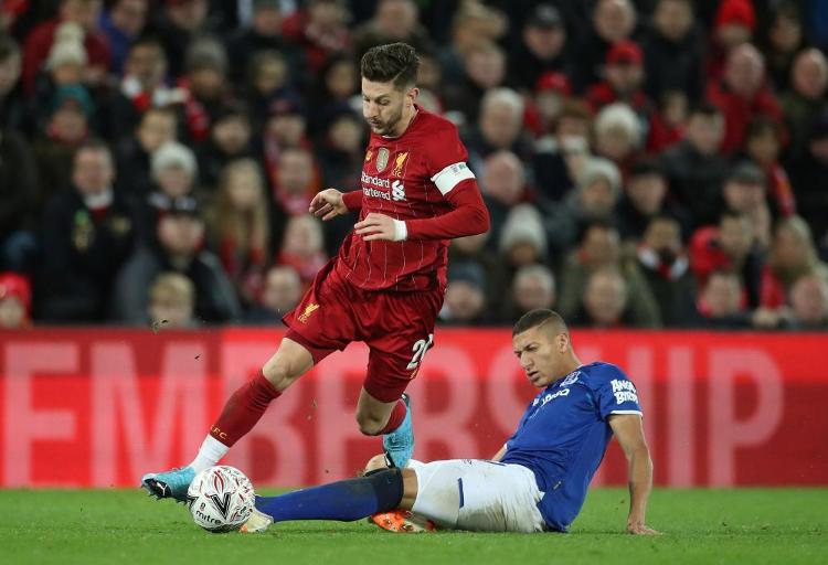 湖人替补球员发挥出色，贡献关键数据